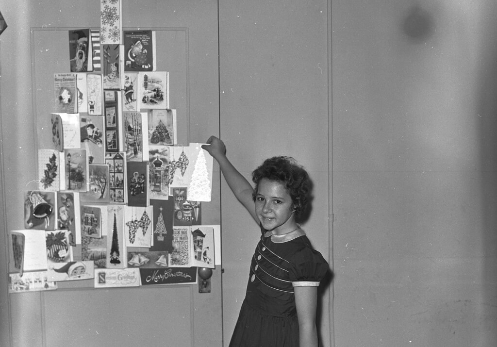 rockin-around-the-christmas-tree-brenda-lee-best-christmas-songs-11