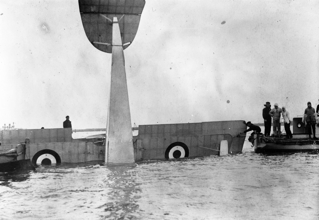 ditched britush seaplane