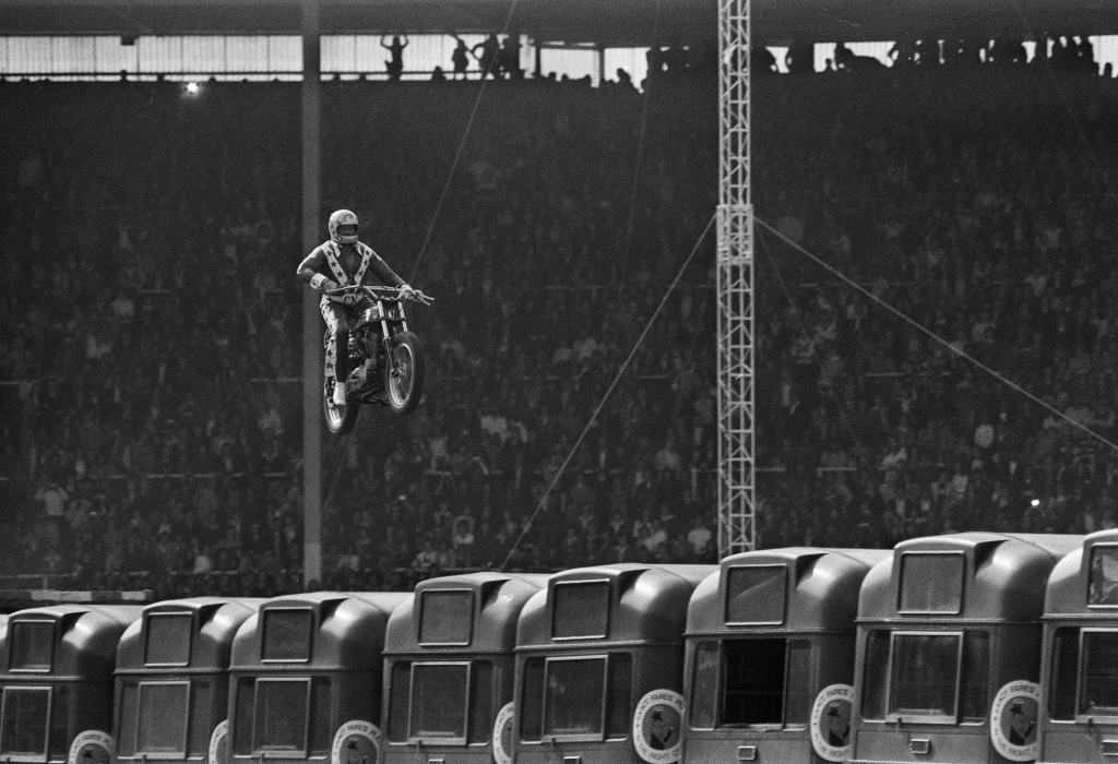 evel knievel 24