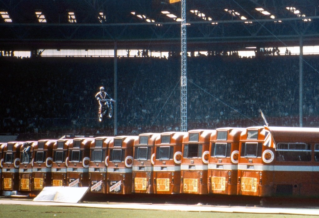 evel knievel 9