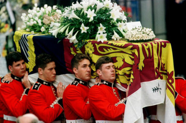 Princess-Diana-Funeral-84071-50476.jpg