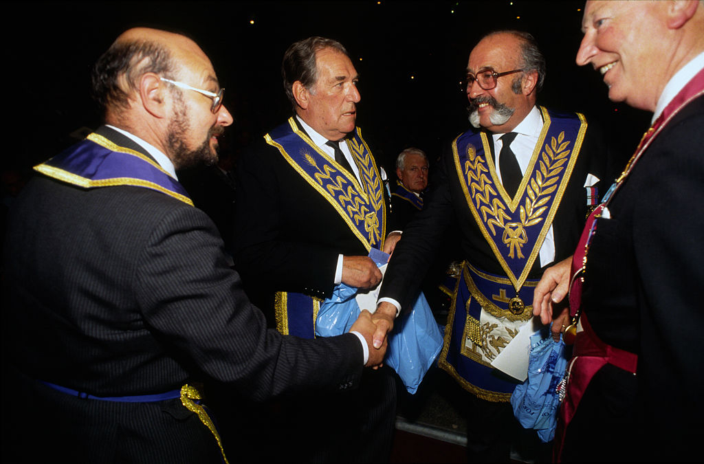 freemason fake handshake and other symbols