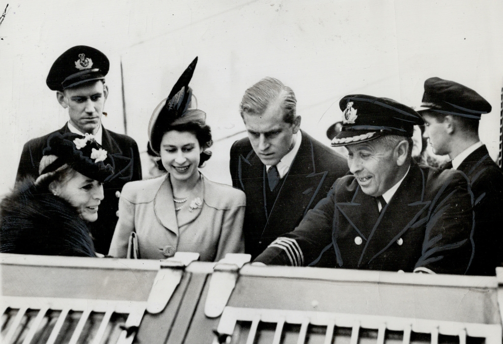 queen elizabeth 38