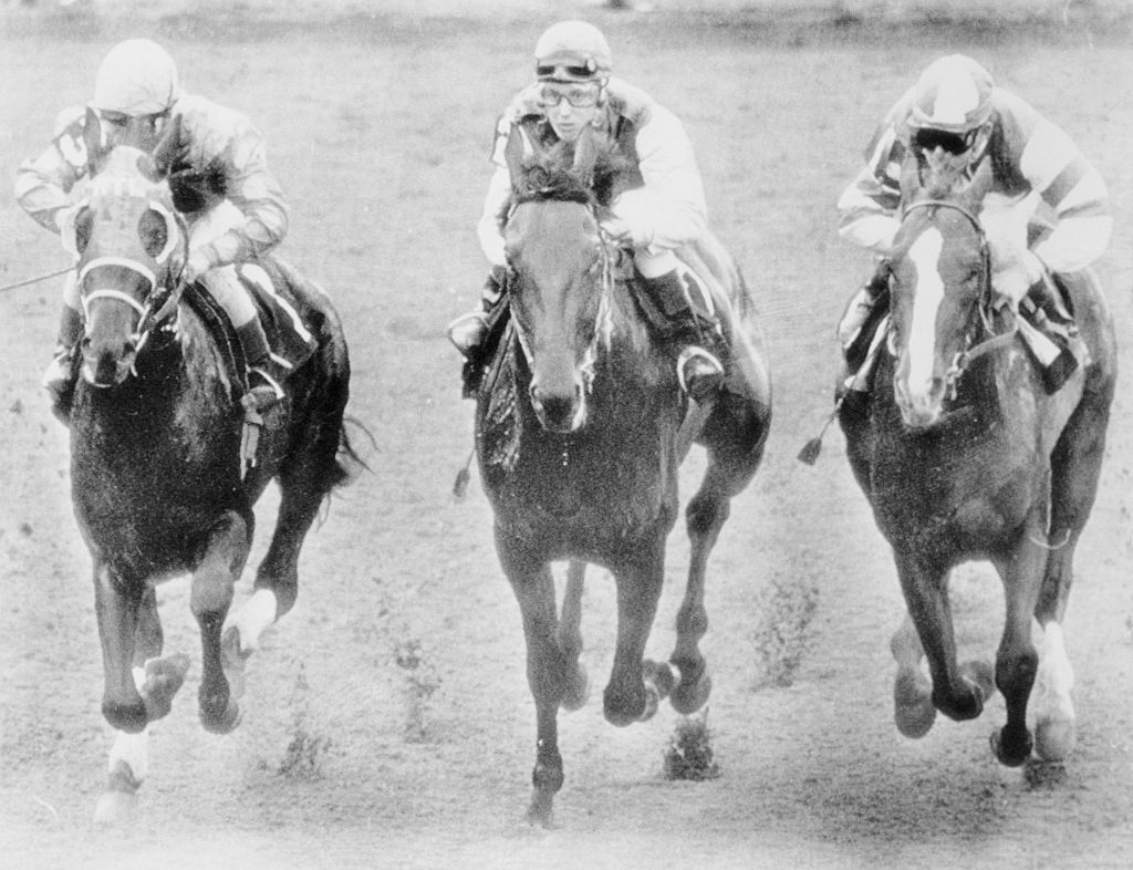 The First Woman To Compete In A US Horse Race Was Met With Hostility