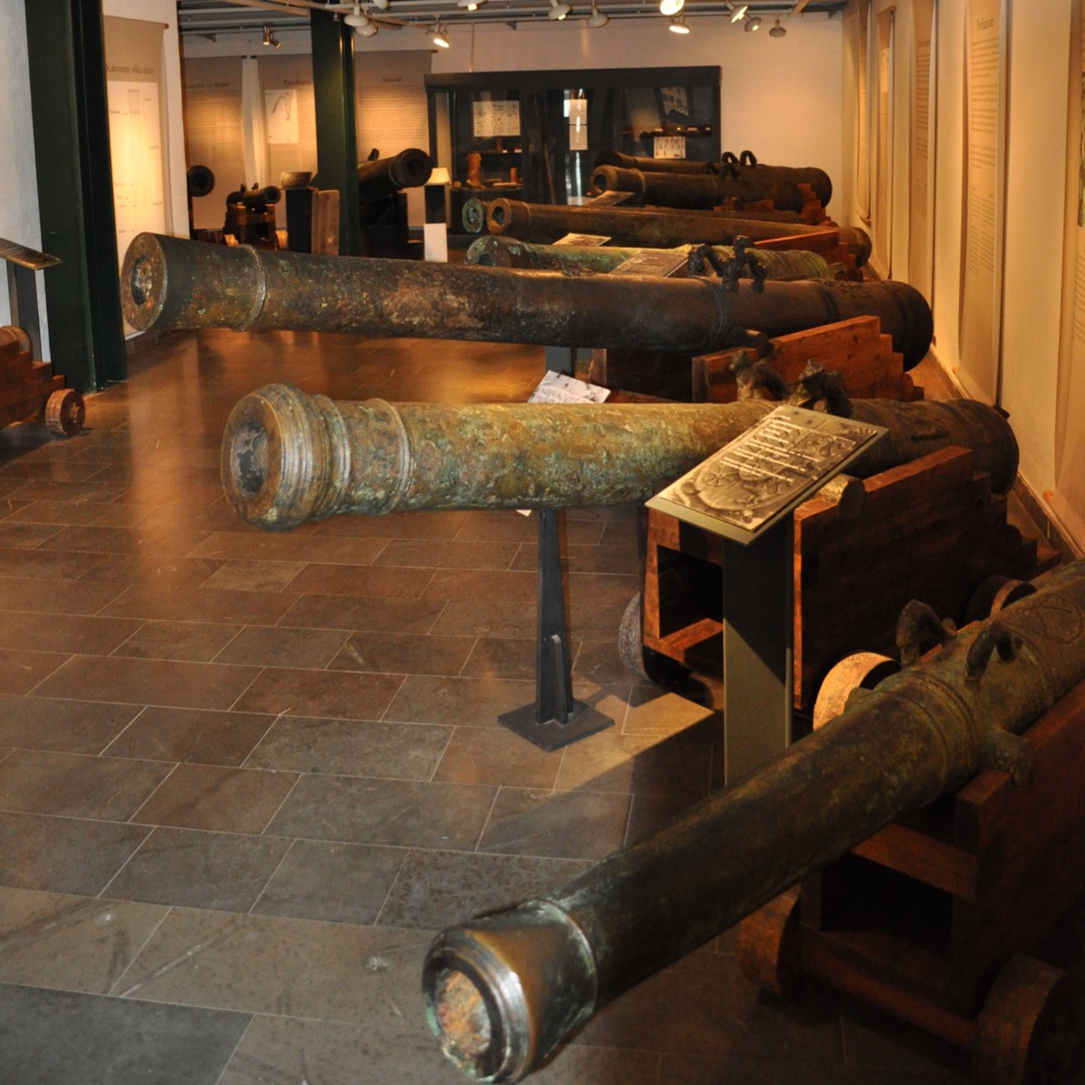 kronan shipwreck canon guns