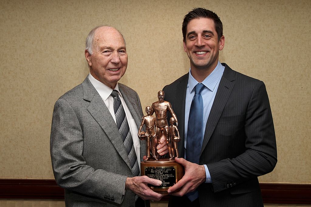 bart starr and aaron rodgers at the super bowl breakfast in 2014