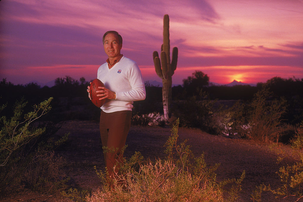 bart starr almost coached again in arizona in 1984 but the state was not awarded a new franchise by the NFL