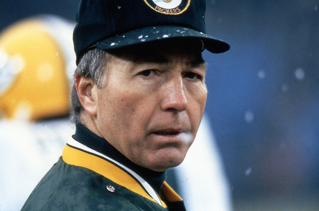 bart starr became the packers head coach in 1975 after dan devine left to pursue other opportunities