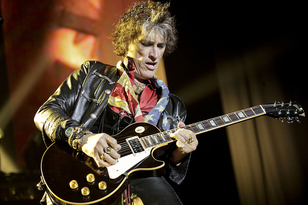 joe-perry-gibson-les-paul