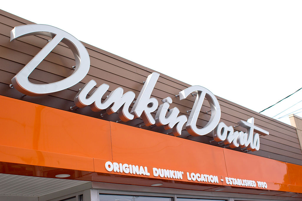 1024px-Dunkin_Donuts_Original_Location
