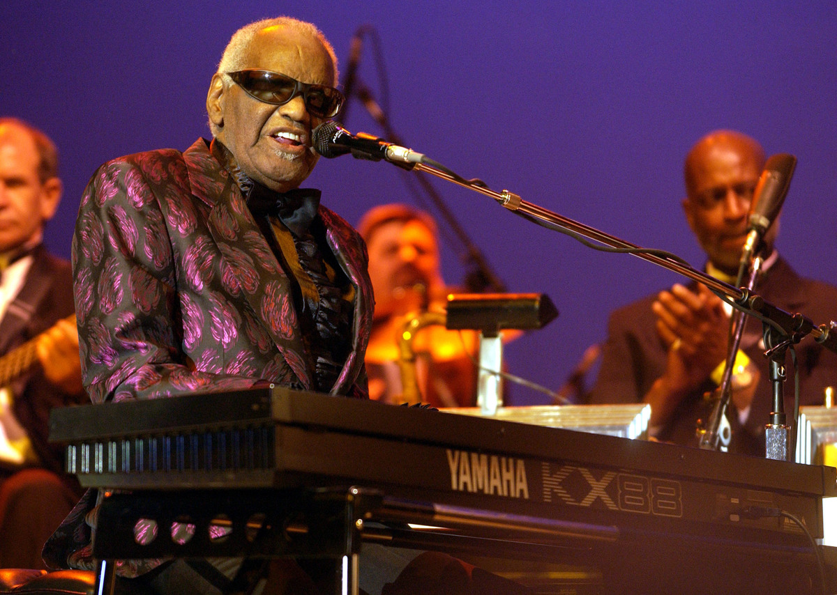 Ray Charles in Concert at the Greek Theatre for His 10,000th Performance - Los Angeles