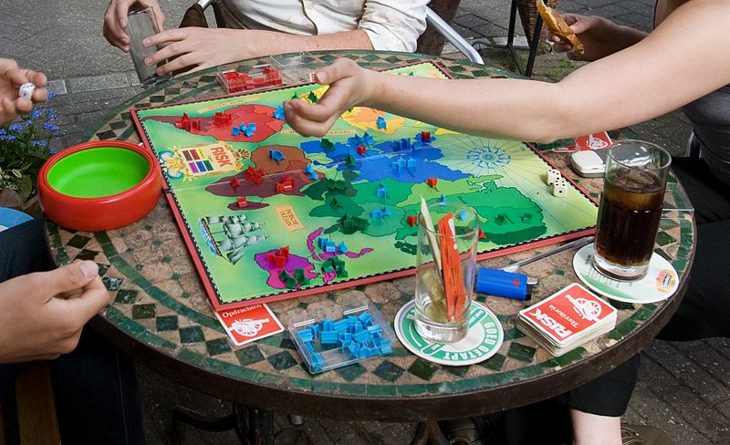 Amsterdam_ Risk_players_-_1136_(cropped)