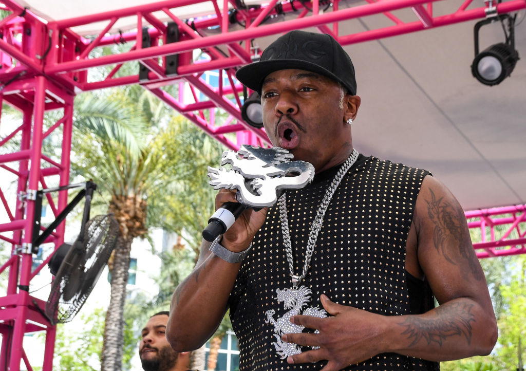 Singer/songwriter Sisqo performs
