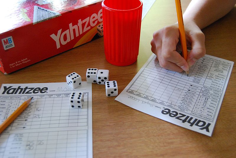 Yahtzee_game_example
