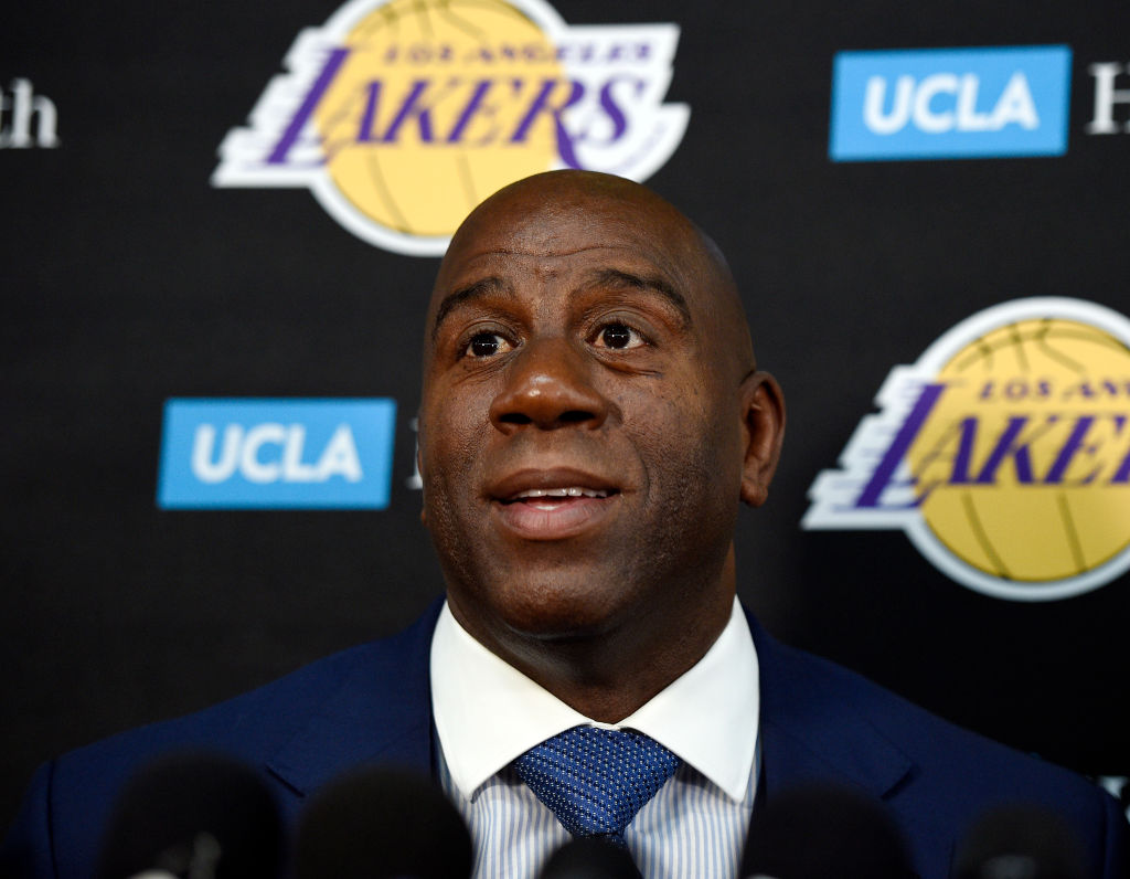 magic johnson stepped down as president of the lakers in 2019