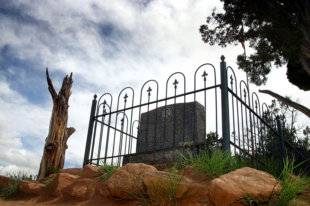 doc holliday memorial in denver