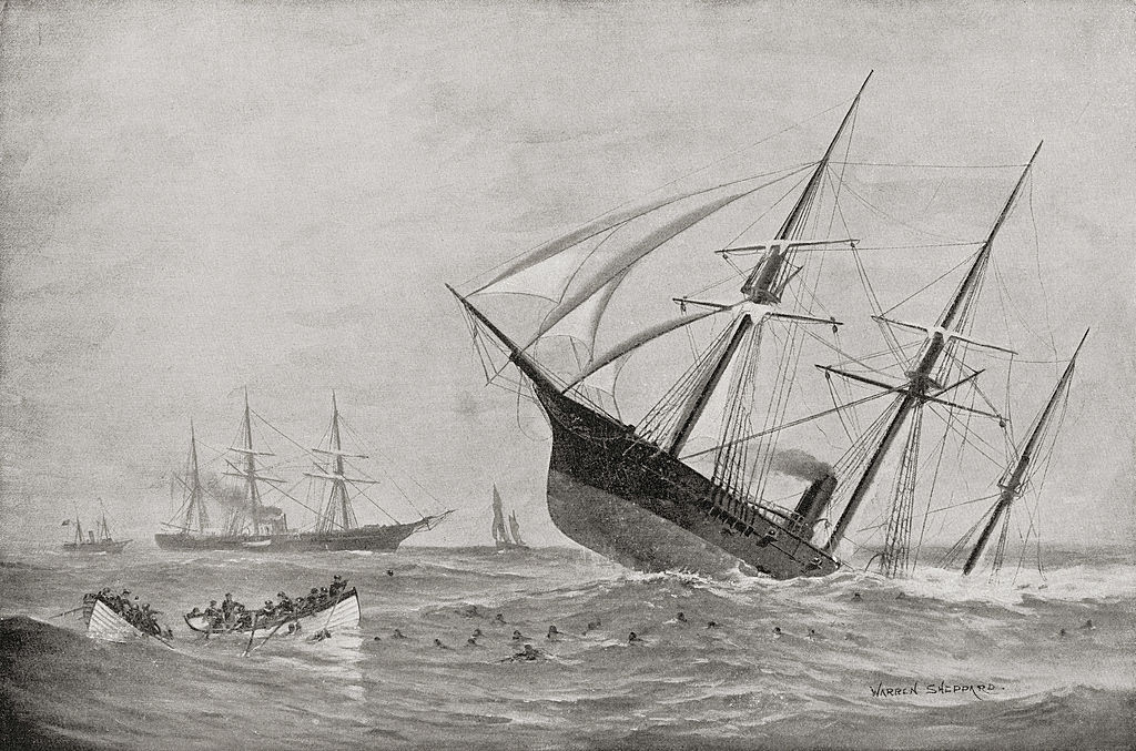 Ships and boats riddle the sea during a battle.