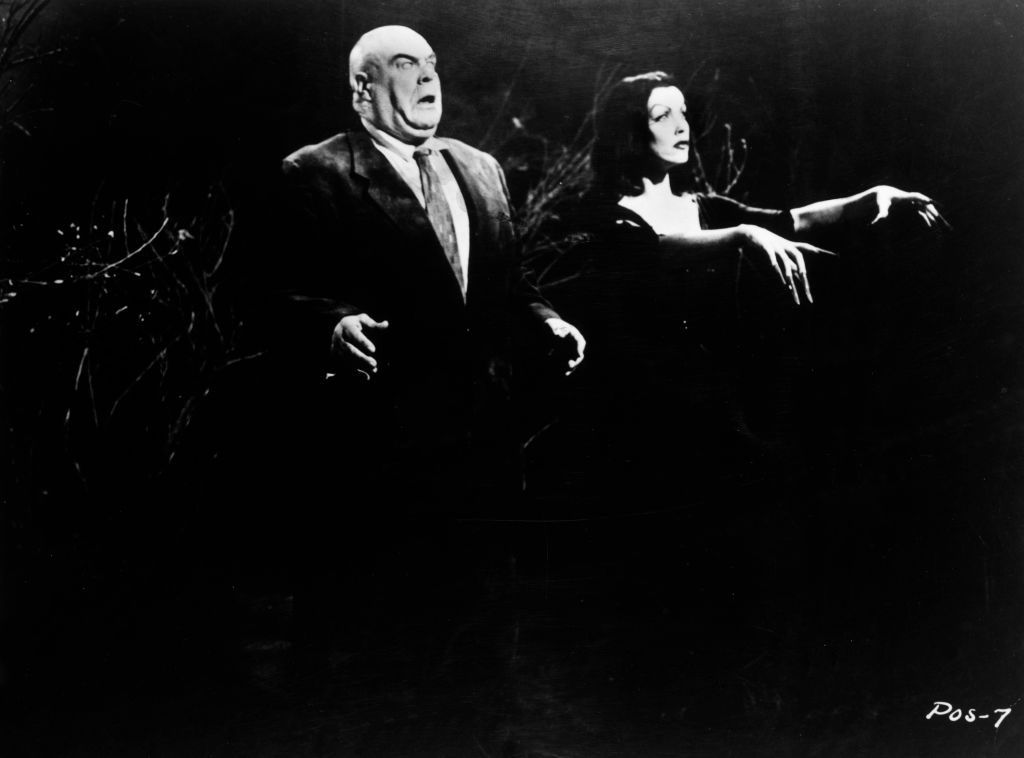 a still show from plan 9 from outer space