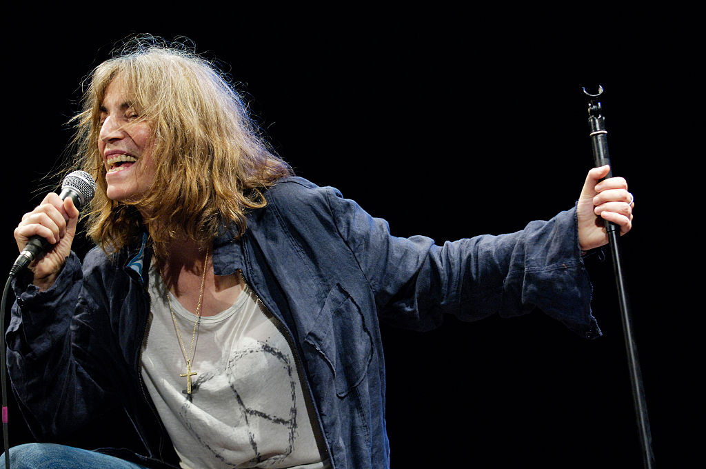 Patti-Smith-Performing-531308953