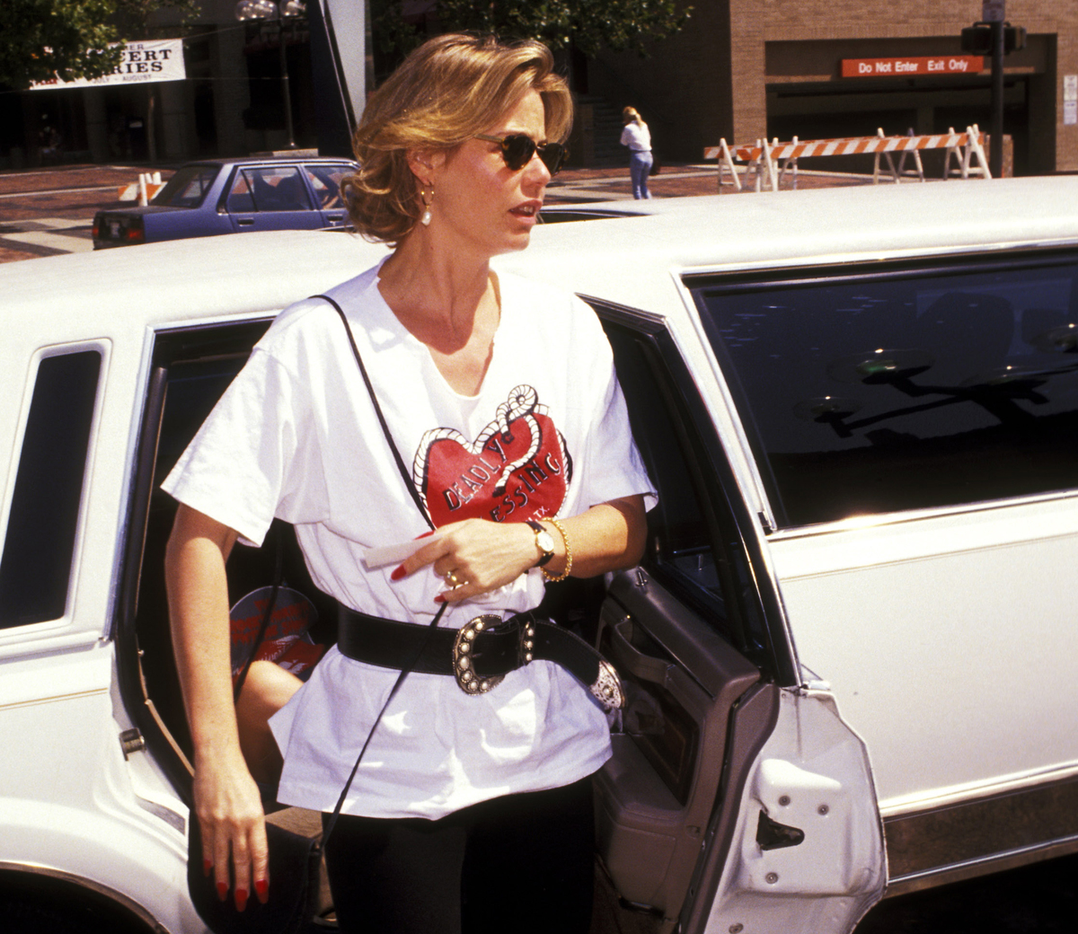 Susan Dey gets out of her car to arrive at the Primetime Emmy Awards, 1991.