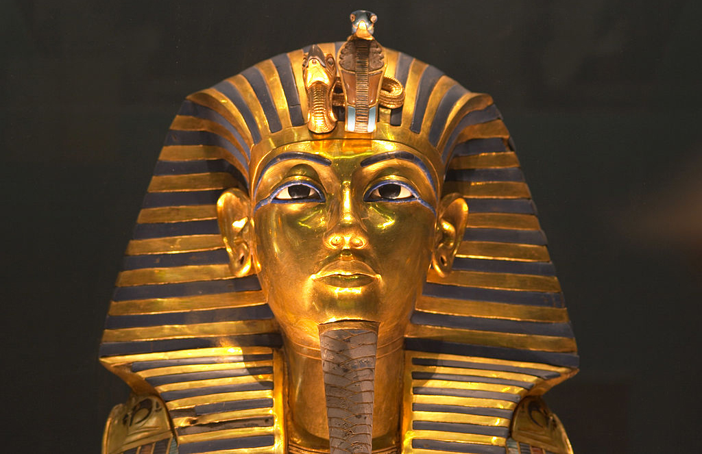 king Tut's death mask