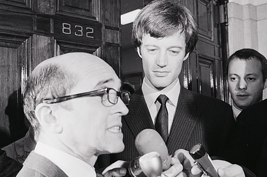 Fonda with his lawyer
