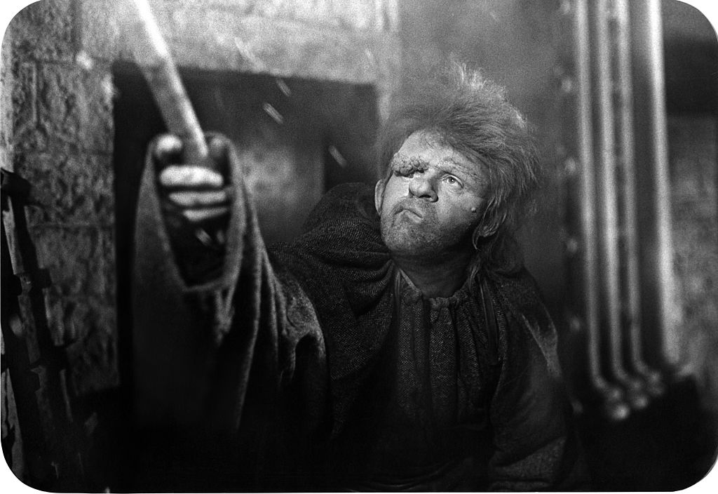 Anthony Hopkins acts as the Hunchback of Notre Dame.