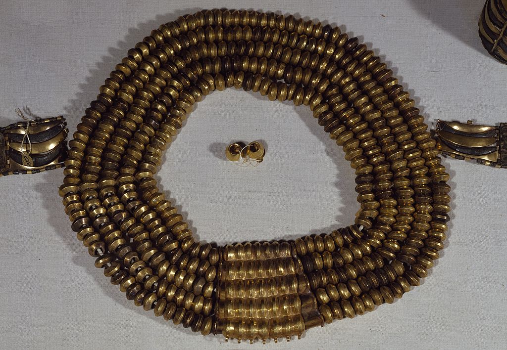 Gold necklace