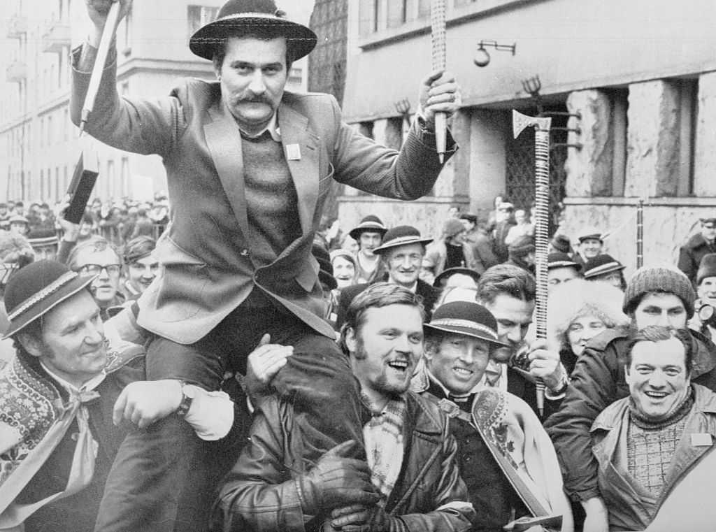 Lech Walesa celebrating
