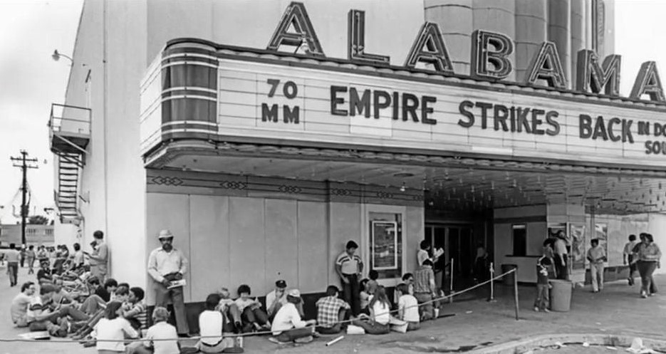 empire-strikes-back-opening-in-houston-1980