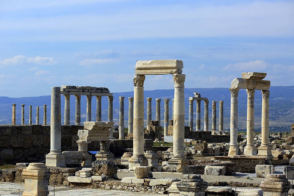 Old stone structures 