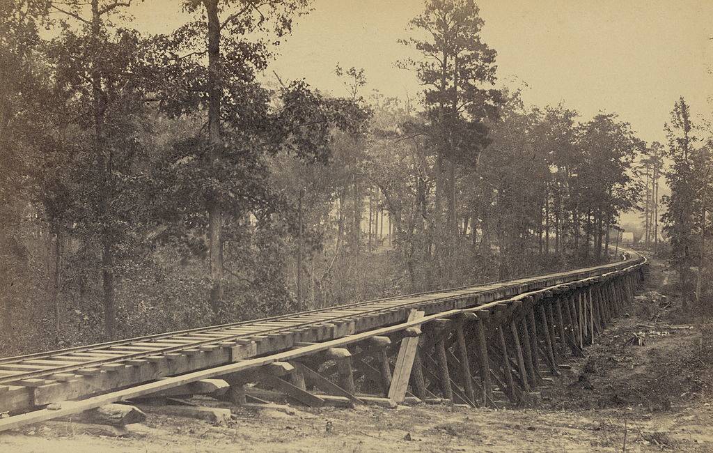 Railroad bridge 