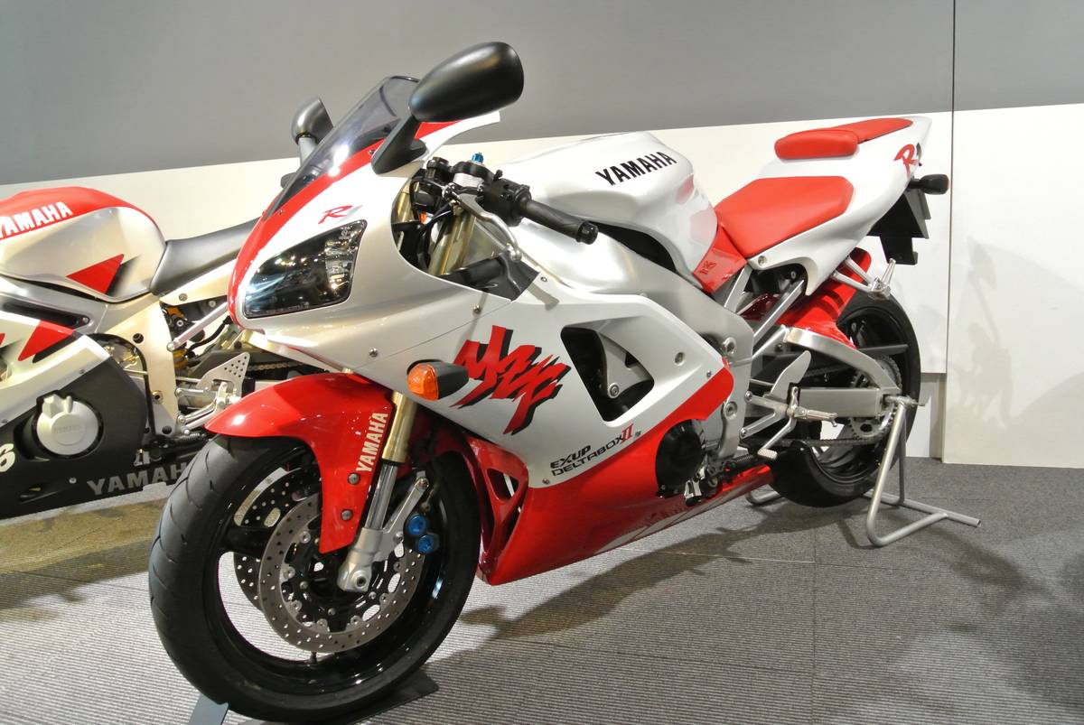 yamaha 1998 bike