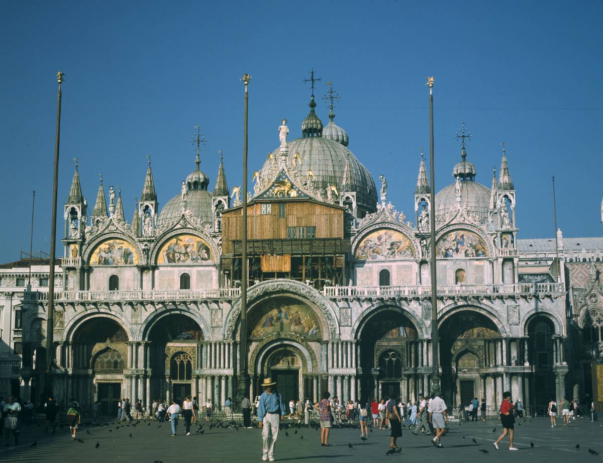 St. Mark's Basilica Has A Hidden Crypt