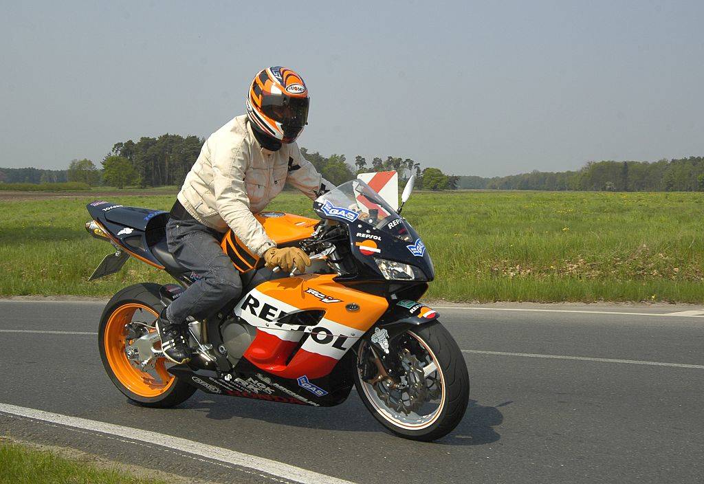 honda fireblade bike