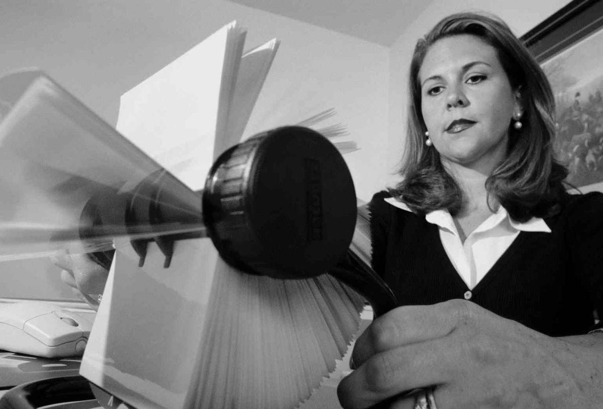 Rolodex To Organize Phone Numbers