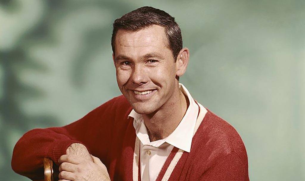 Johnny Carson posing