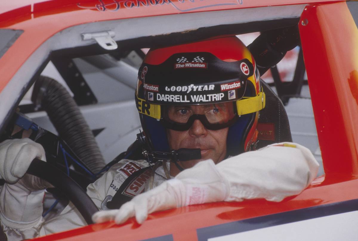 darrell waltrip nascar