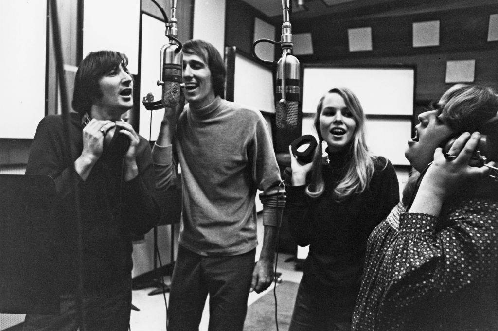The band singing