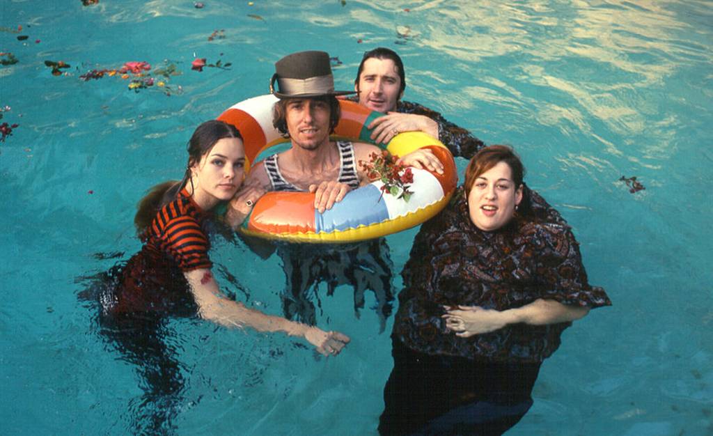 Band in the pool