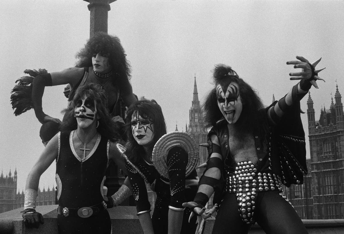 Kiss Taking Over London In 1976