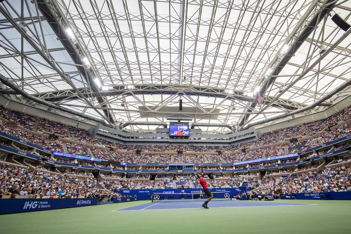 The Roof On Ashe Stadium Makes Its Debut