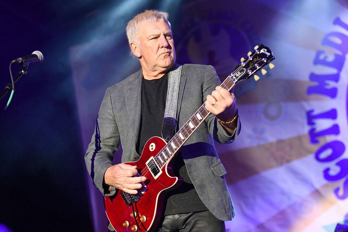 Alex Lifeson Is Known For His Signature Riffing