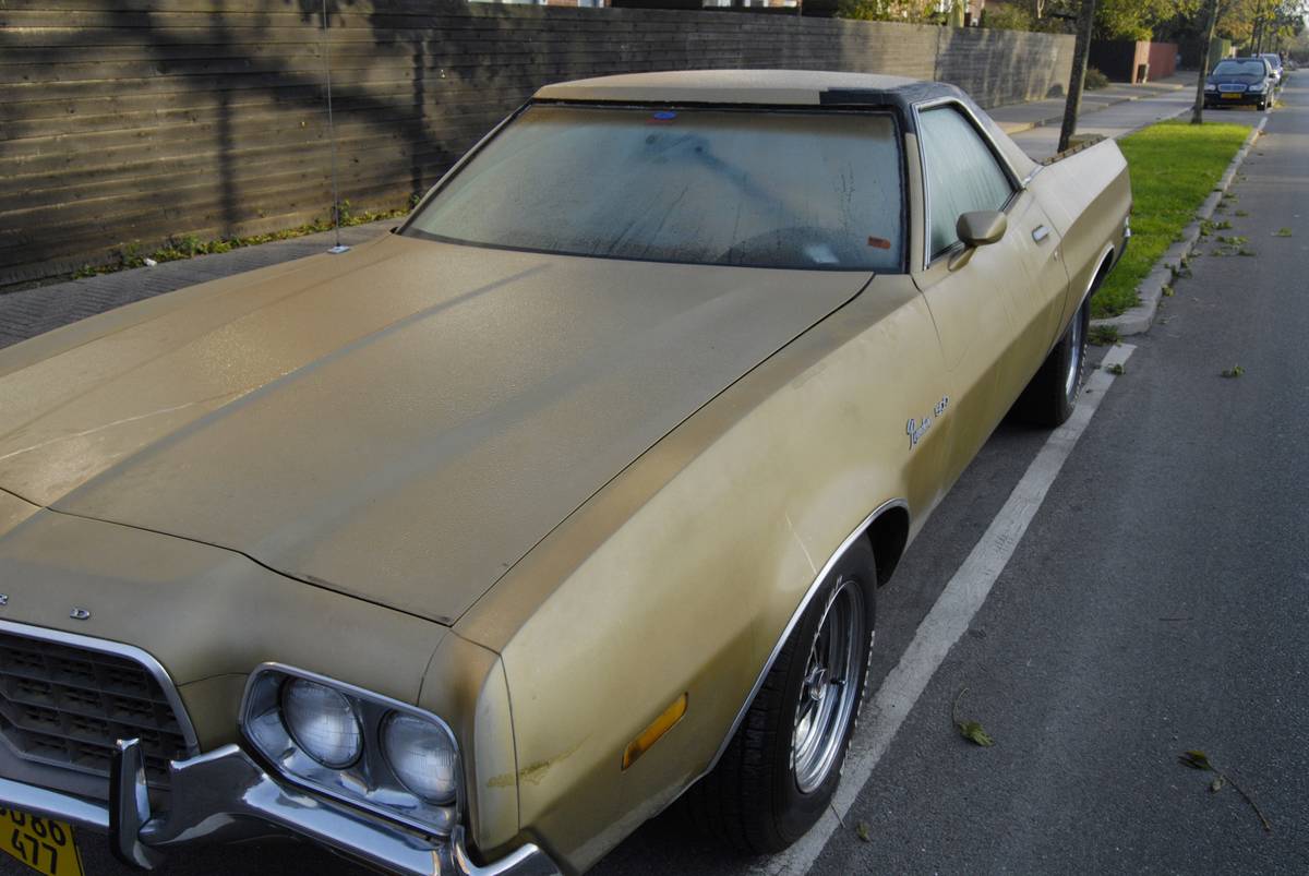 American classic old Ford Ranchero 500 auto