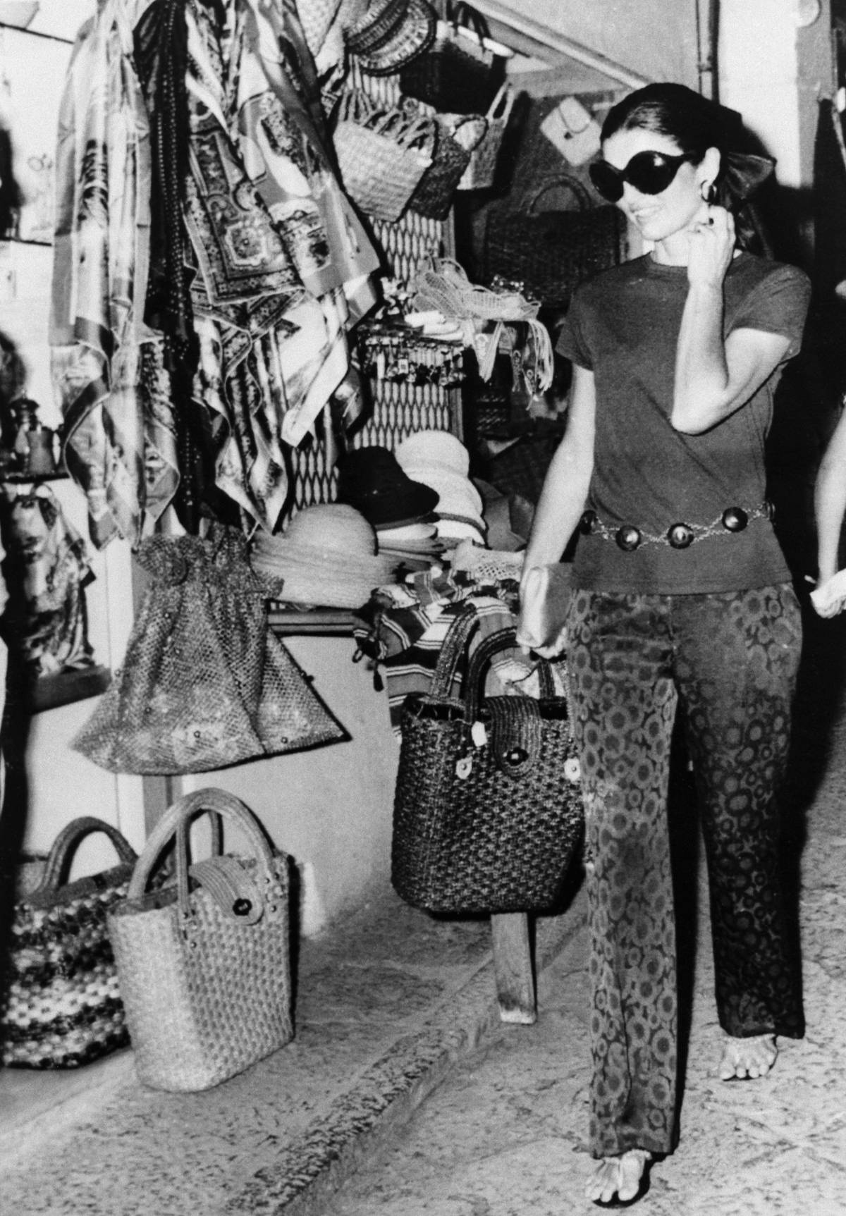 Jacqueline Onassis Shopping