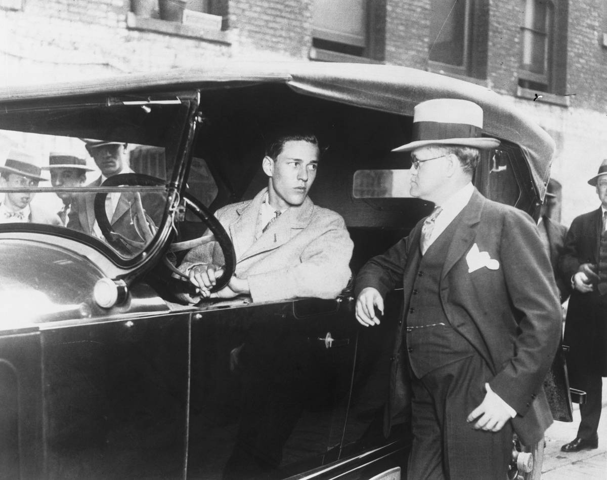 Gangster Slayer Conversing with Attorney
