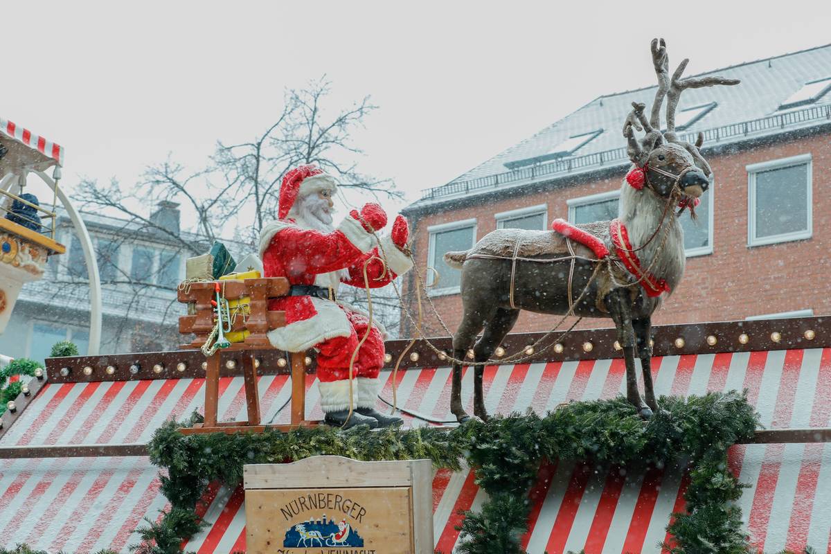 The Reindeer Shouldn't Have Antlers