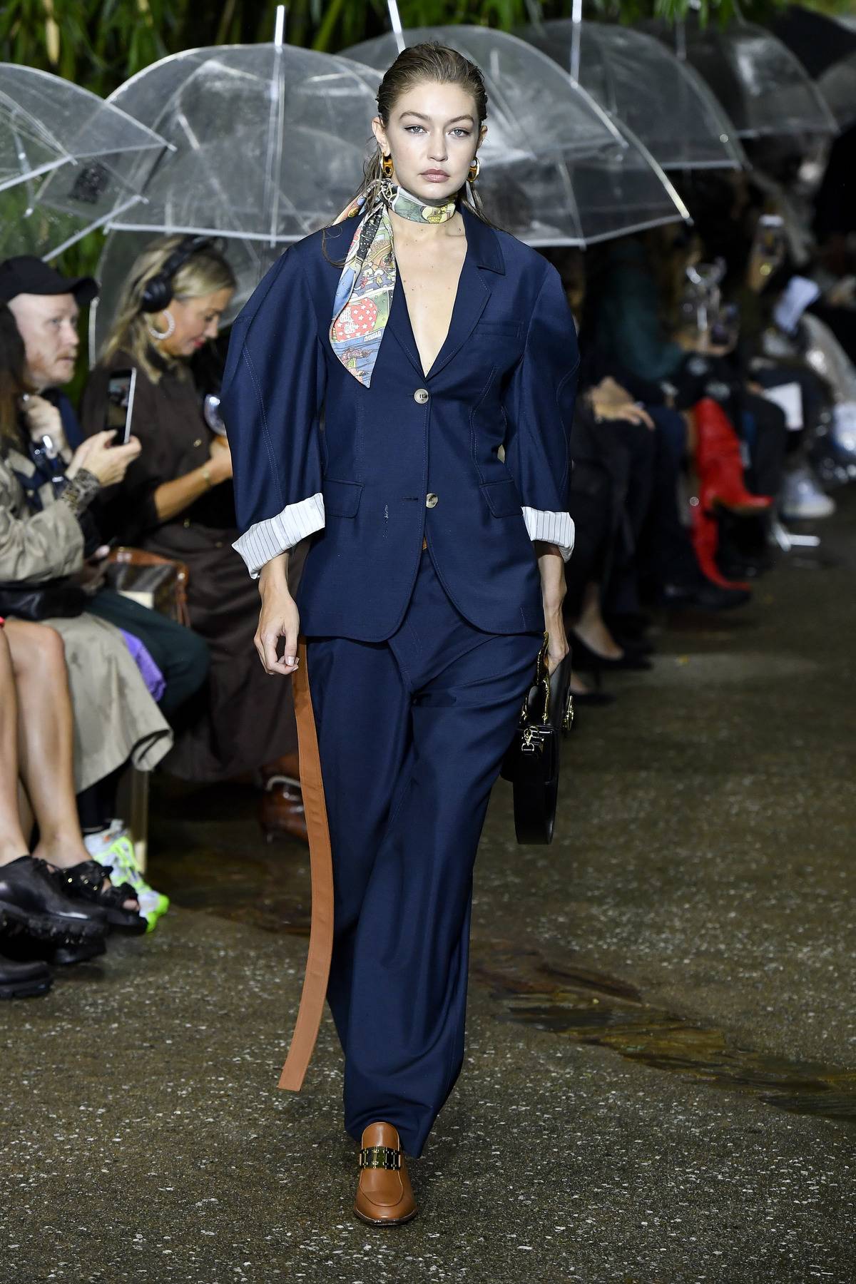 Lanvin : Runway - Paris Fashion Week - Womenswear Spring Summer 2020
