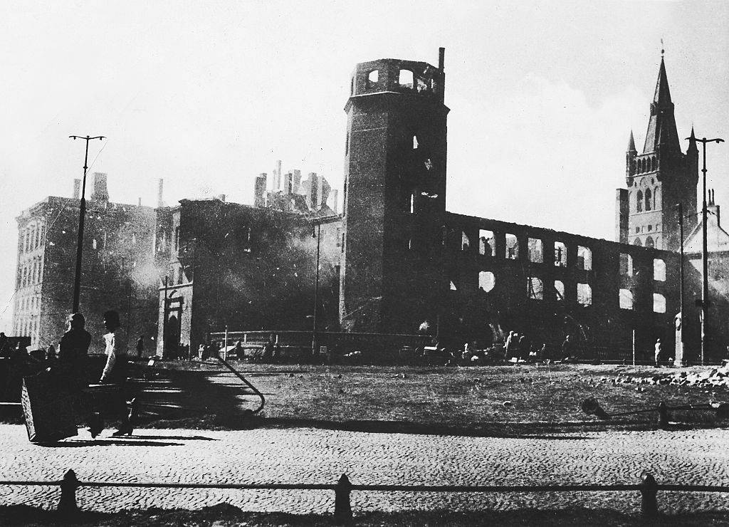 black and white photo of Königsberg Castle