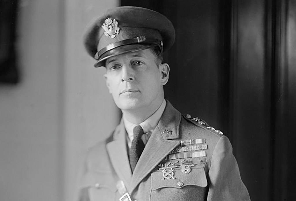 Picture of MacArthur